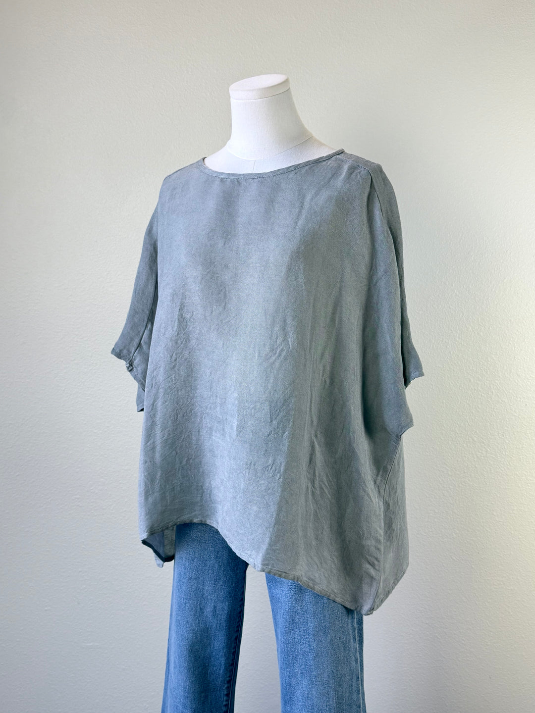 Everly Linen Blouse