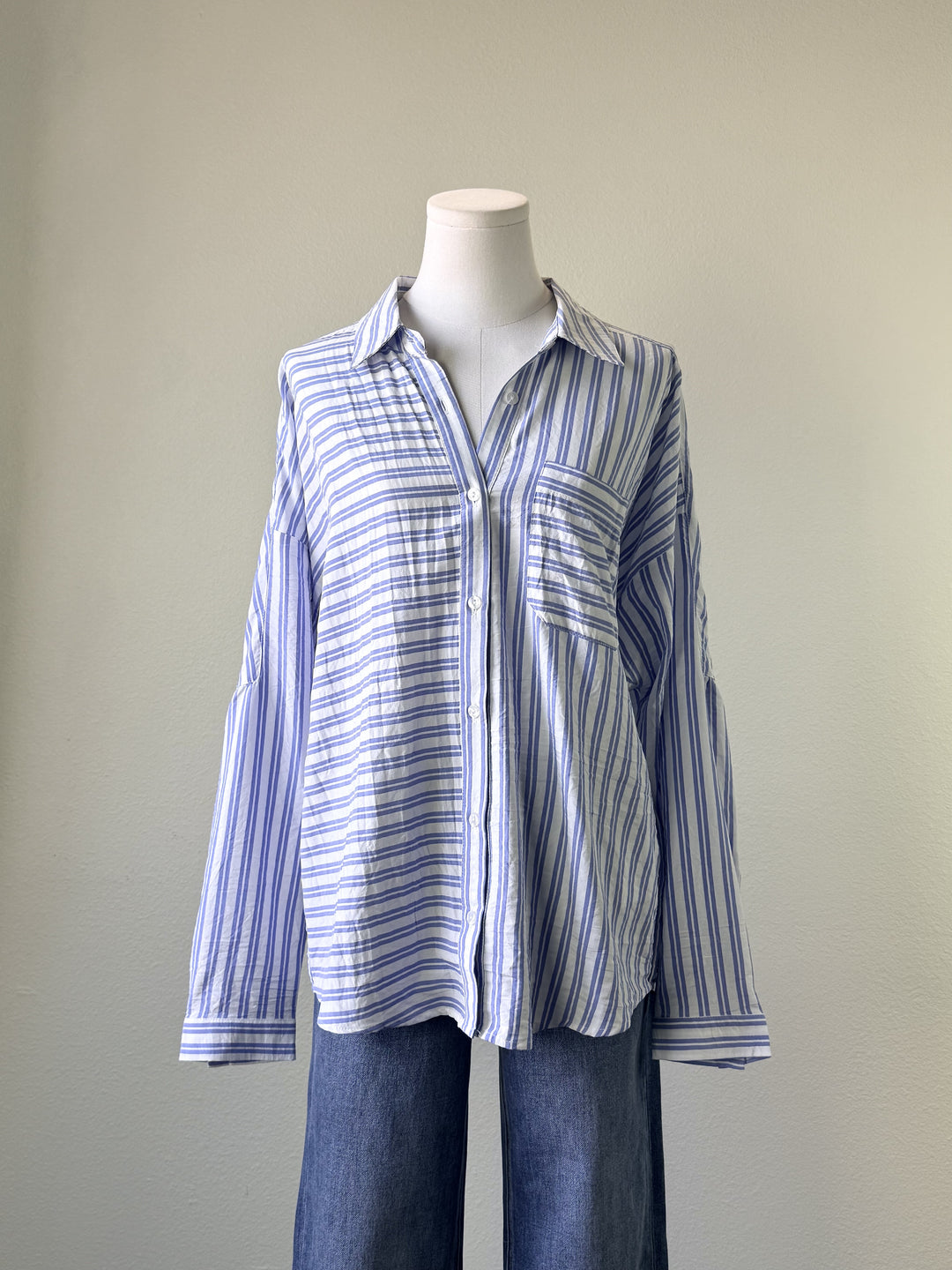 Lia Button Down