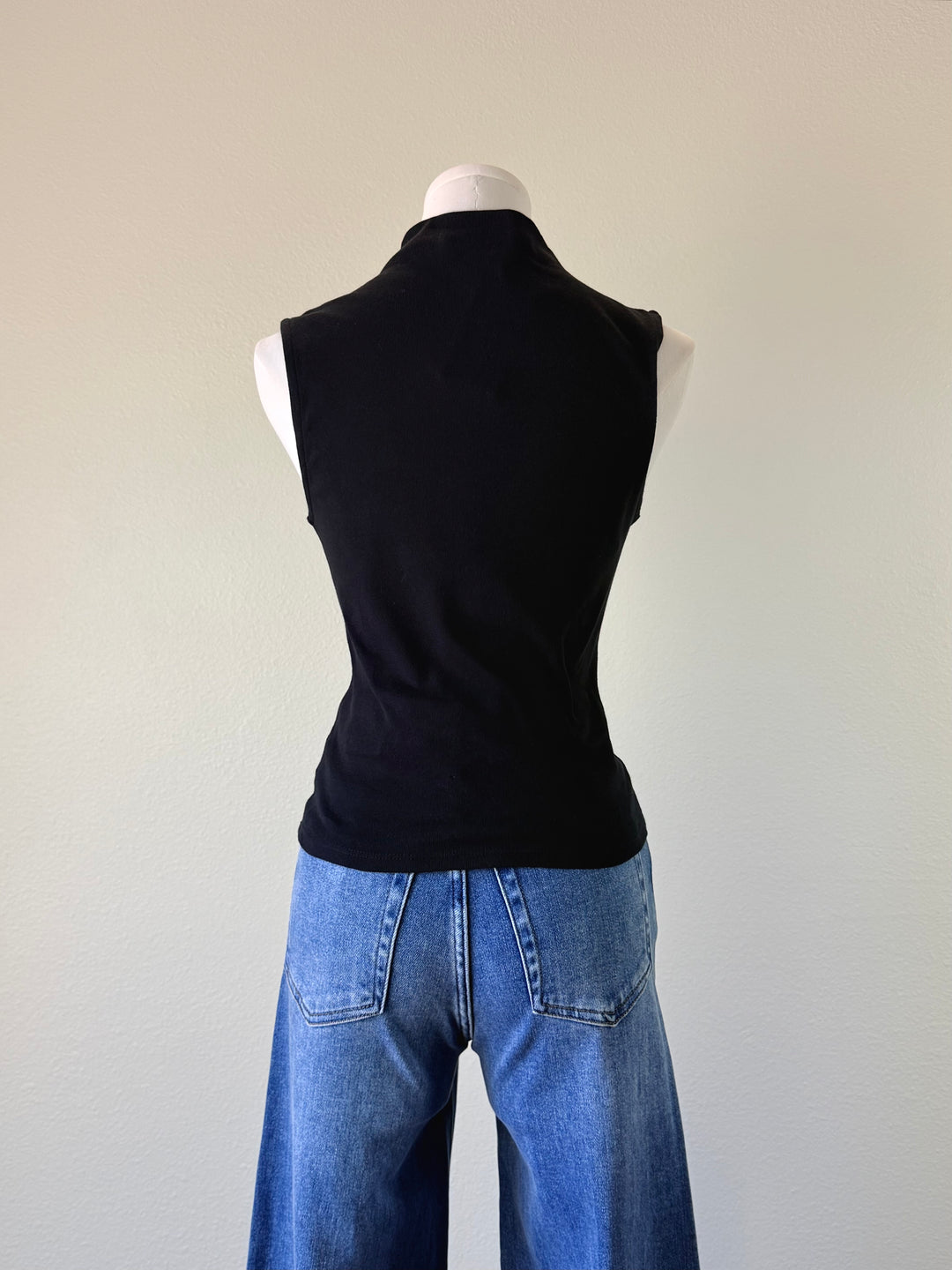 Lottie Top