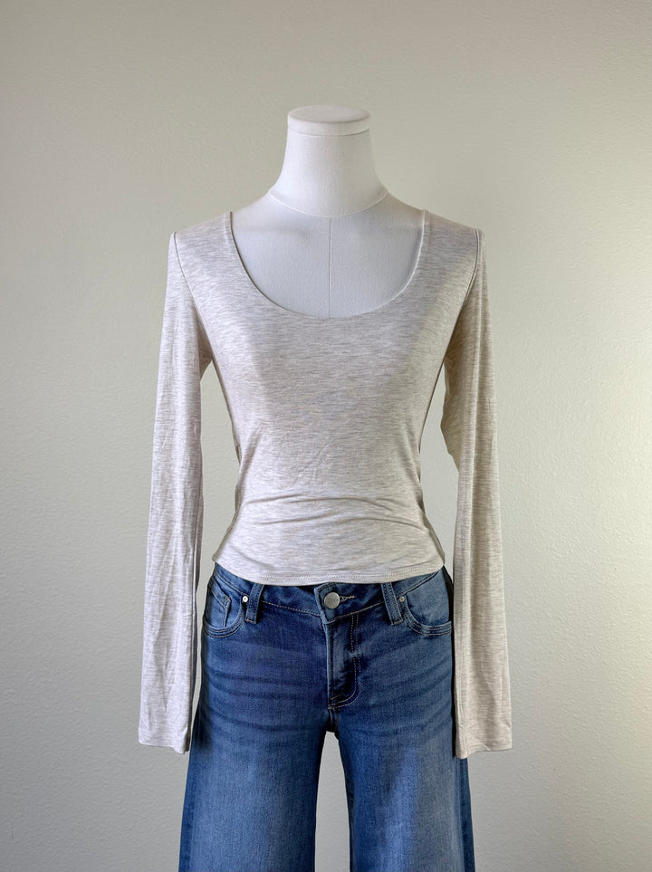 Meg Scoop Longsleeve