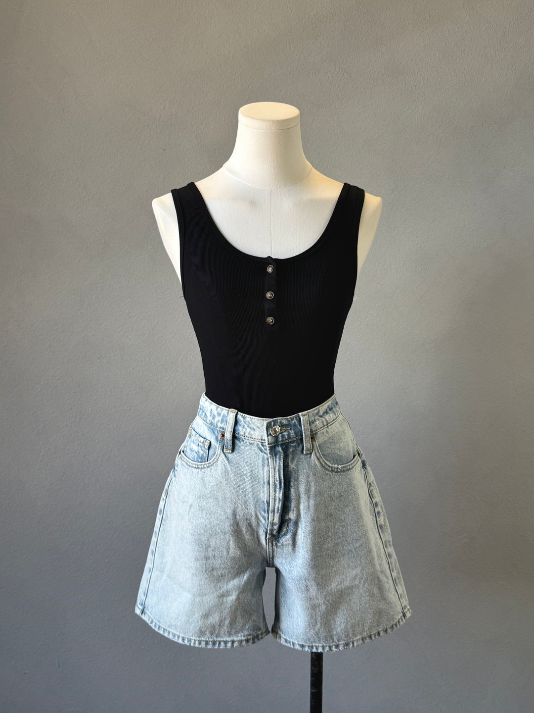 Ribbed Scoop Henley Tank