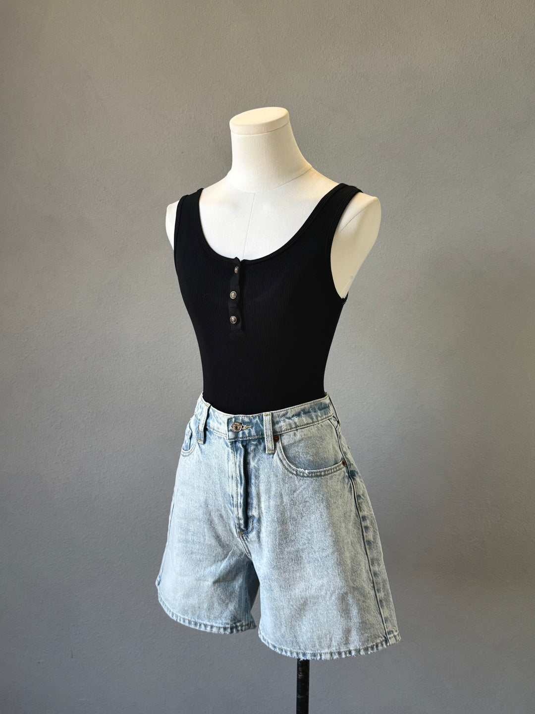 Ribbed Scoop Henley Tank