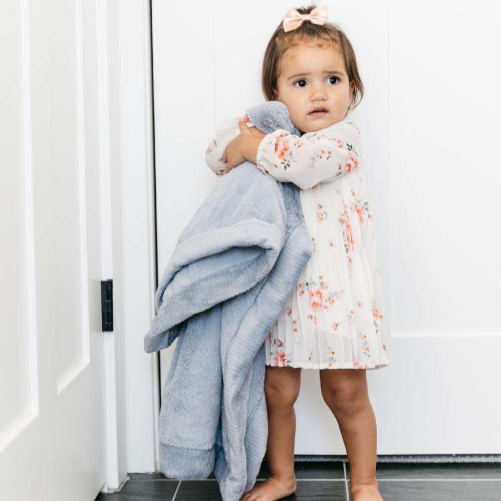 Saranoni Lush Receiving Blanket in Storm Cloud